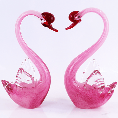 صمدية شكل بجعة لون زهر قطعتين